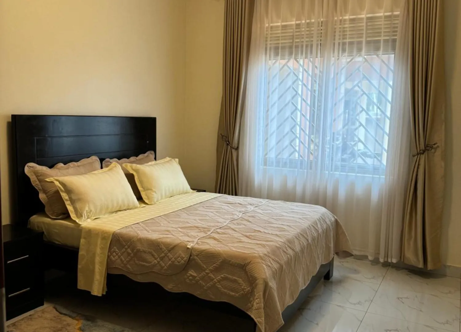 Craven Cottages Kampala Homestay